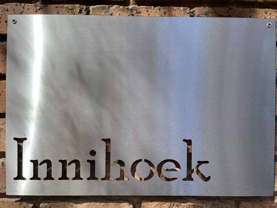 The Innihoek sign