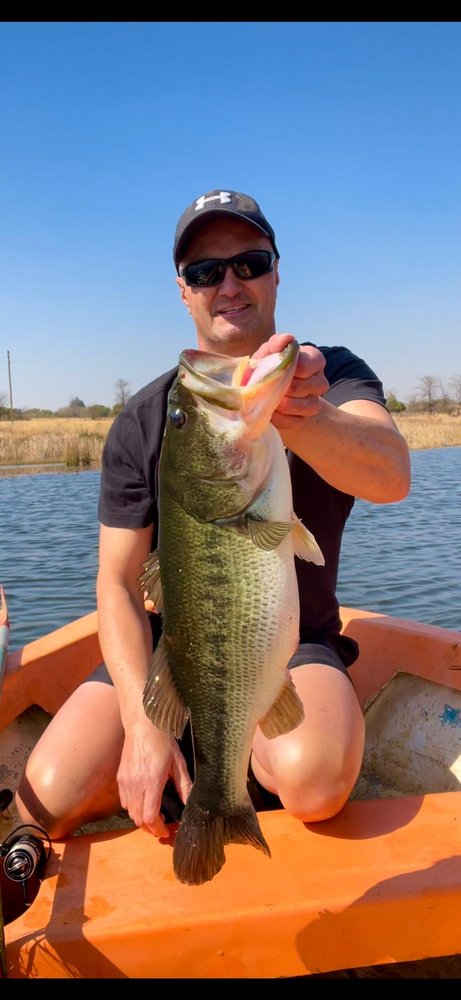 Fishing day, 3 people